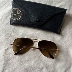 Ray-Ban Gold Aviators with Black Case
